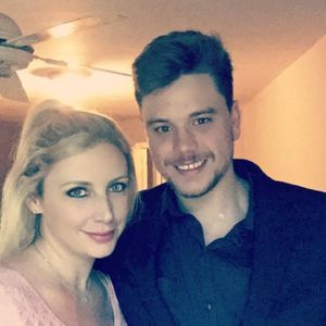 Meet your Posher, Cameron